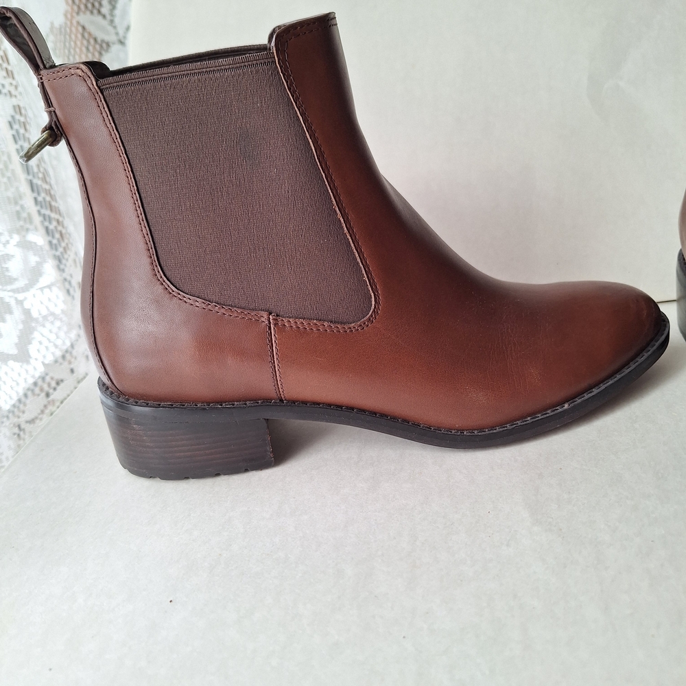Cole Haan Waterproof Brown Leather Newburg Chelsea Boots Booties - Picture 5 of 13
